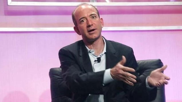 Jeff Bezos $98.8 tỷ đô la