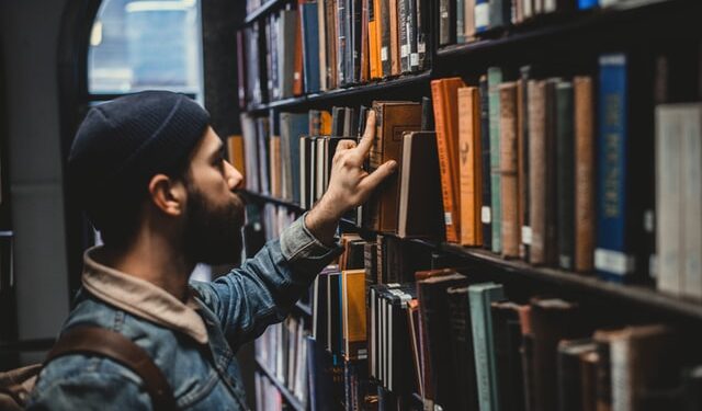 Học tiến sĩ học máy